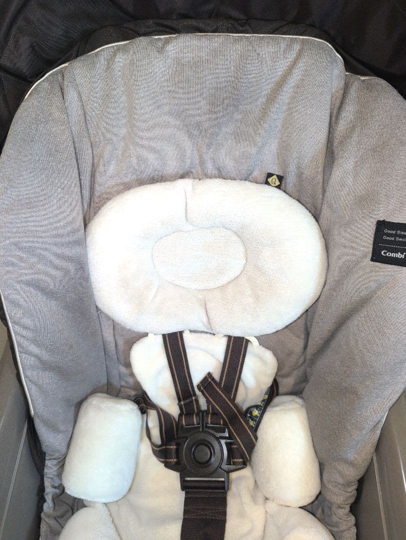 コンビ ネムリラ AUTO SWING BEDi 電動 ハイローチェア