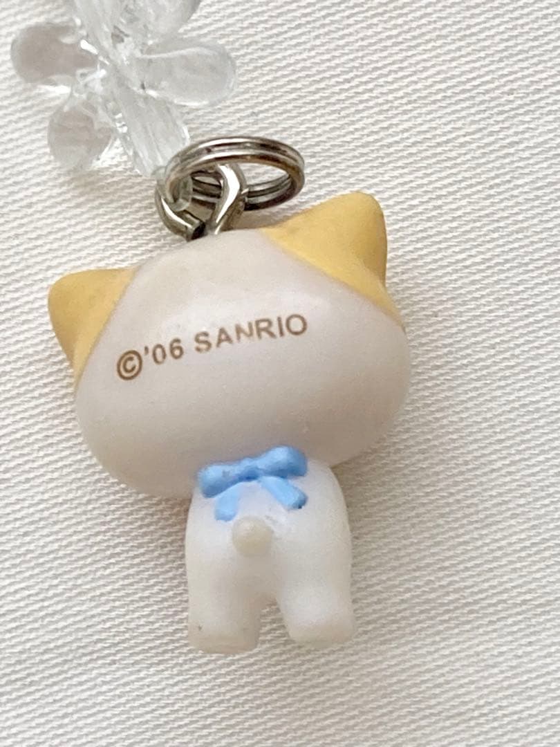 超希少マシュマロみたいなふわふわにゃんこ マスコット付ストラップ サンリオ