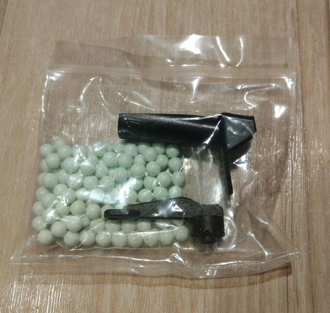 希少・不調につきジャンク扱　KSC MAGPUL FPG マガジン2本箱おまけ付