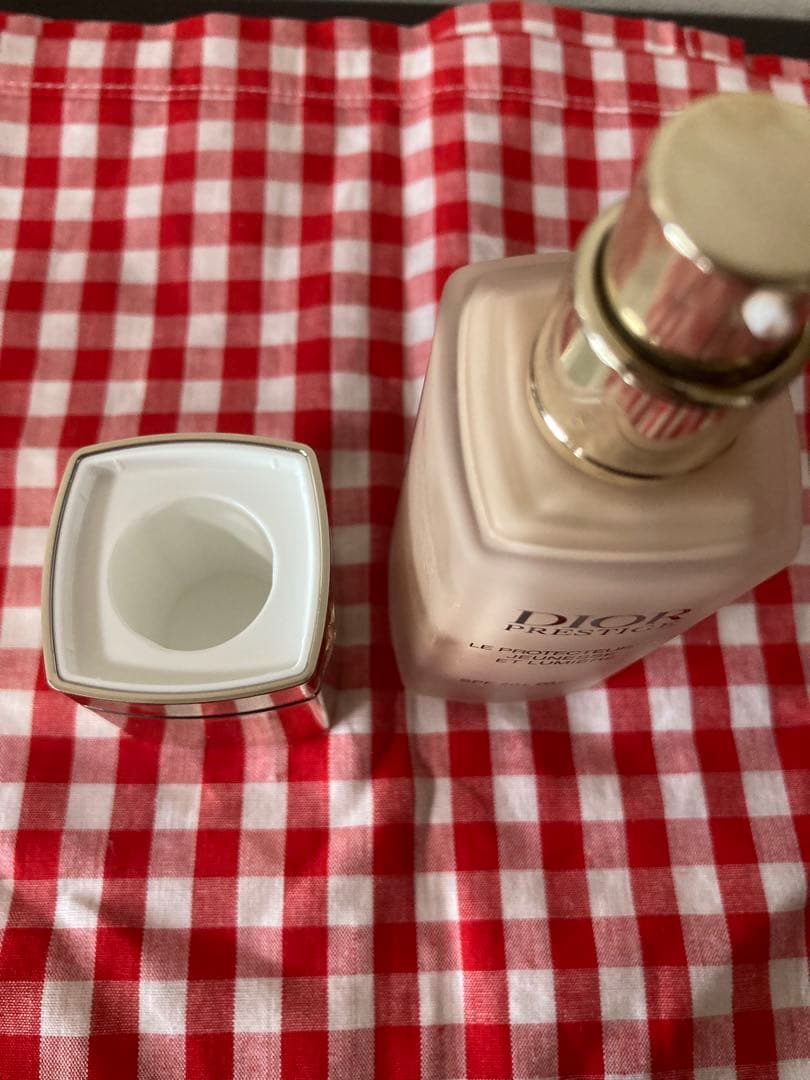 ディオールプレステージ　ホワイトルプロテクター　UVルミエールBB00