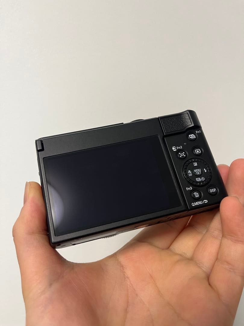 デジタルカメラ Panasonic LUMIX TZ99