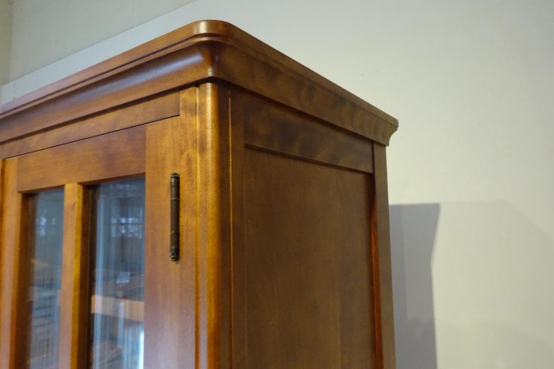 北海道　旭川家具　和光　書棚　本棚　キャビネット　樺無垢材　民芸家具　美品