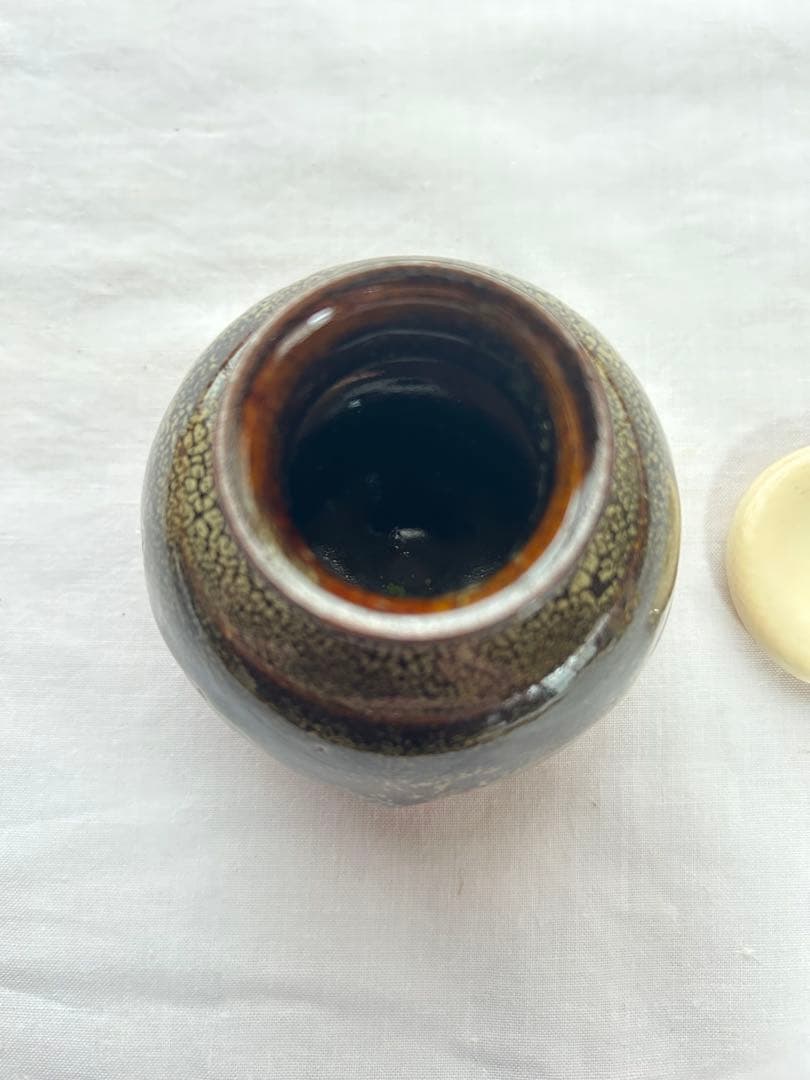 【茶入】墨田窯　韓国製　金太漢　縞笹つる緞子