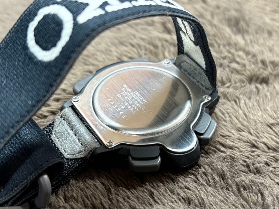 SEIKO デジタル腕時計 S821-6000 スキーサーモ　ブラック