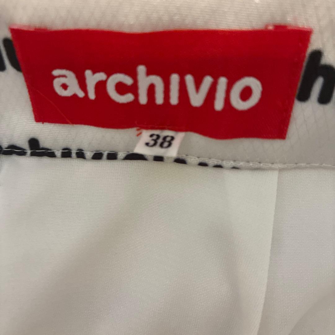 archivio アルチビオ新品　スカート　撥水加工　白　ロゴ柄　総柄　ゴルフ