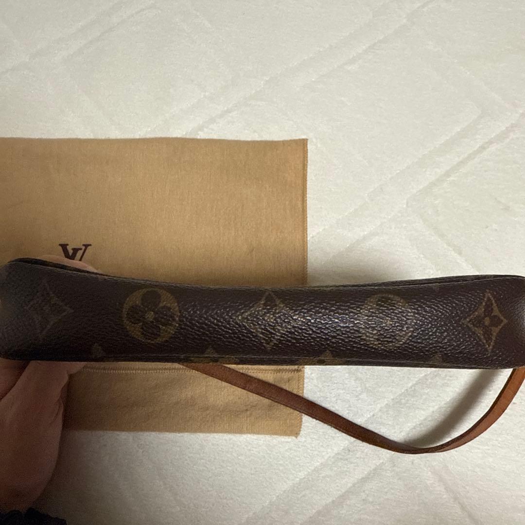 ルイヴィトン モノグラム ポシェット