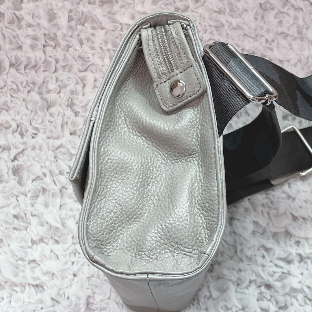 美品✨ear PAPILLONNER 柄テープボディバッグ ダルメシアン グレー