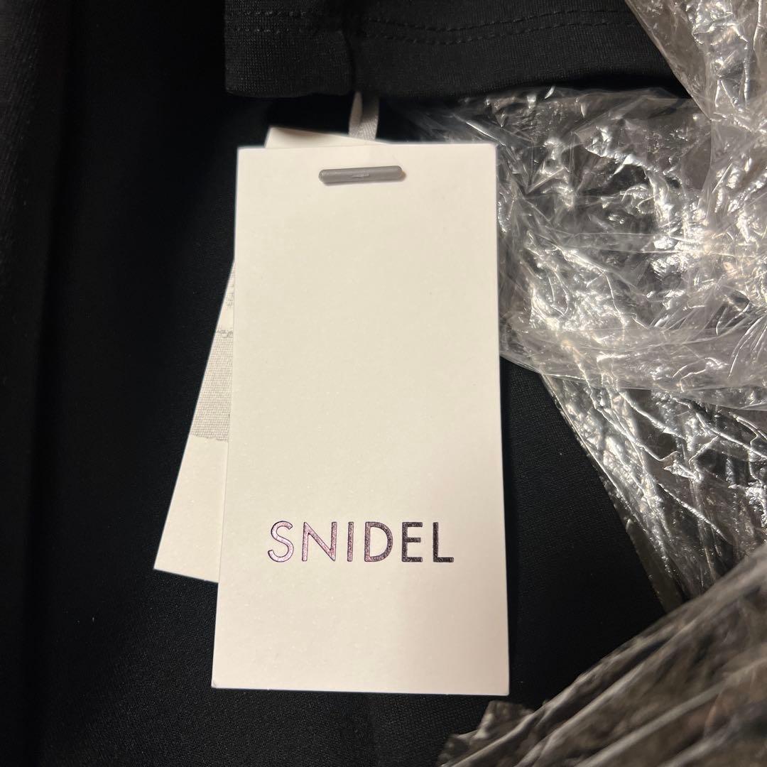 衿つきプリーツカットミニワンピース