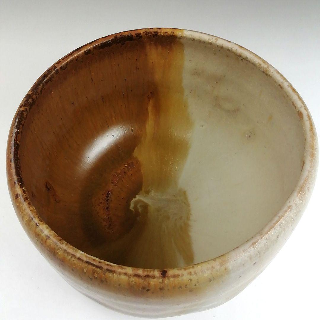 Ｔ９１３　茶碗　『高取　掛分茶碗』『十三代　高取八仙 造』　共箱　抹茶碗　茶道具