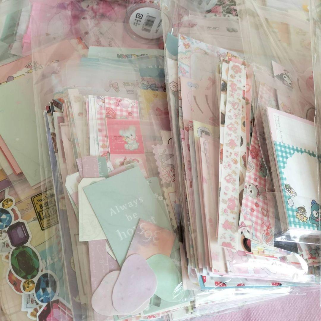 ２kg　メモ帳　マイメロ　キティ　大量　まとめ売り　サンリオ　ディズニー　マステ