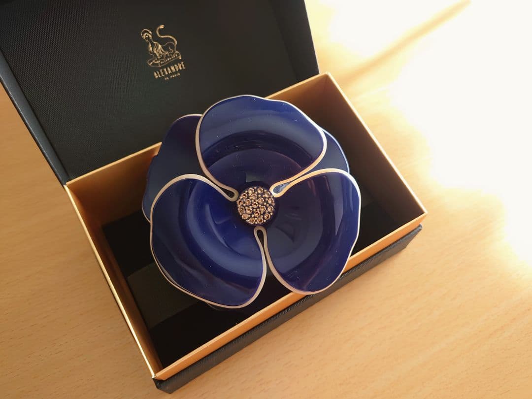 アレクサンドルドゥパリ カメリアバレッタ ネイビー×ベージュ 9cm