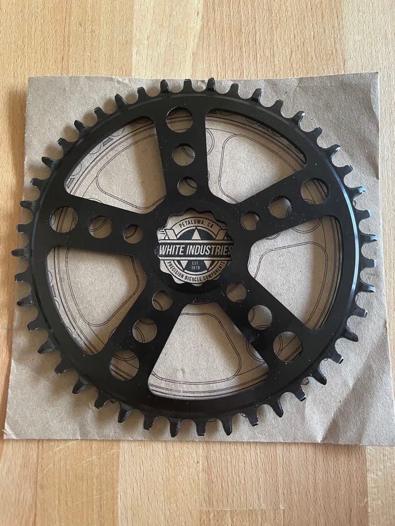 WHITE INDUSTRIES ホワイトインダストリーズ　チェーンリング44T