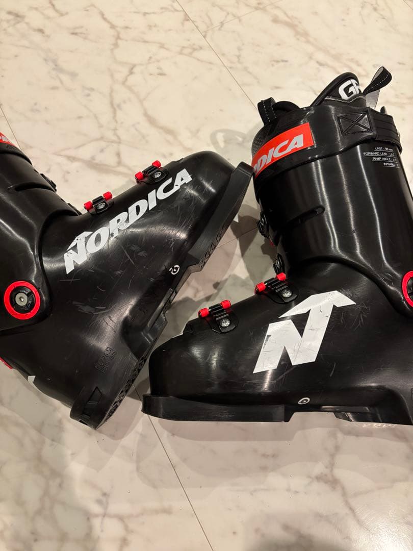 ノルディカDobermann GP130 ドーベルマン 26.5