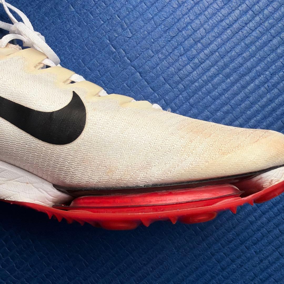 ナイキ エアズーム マックスフライ モアテン27.0cm ホワイト