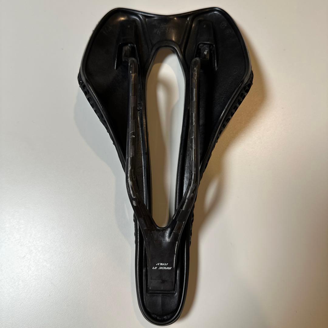 セライタリア　SLR BOOST 3D S3 (130ミリ) カーボンサドル