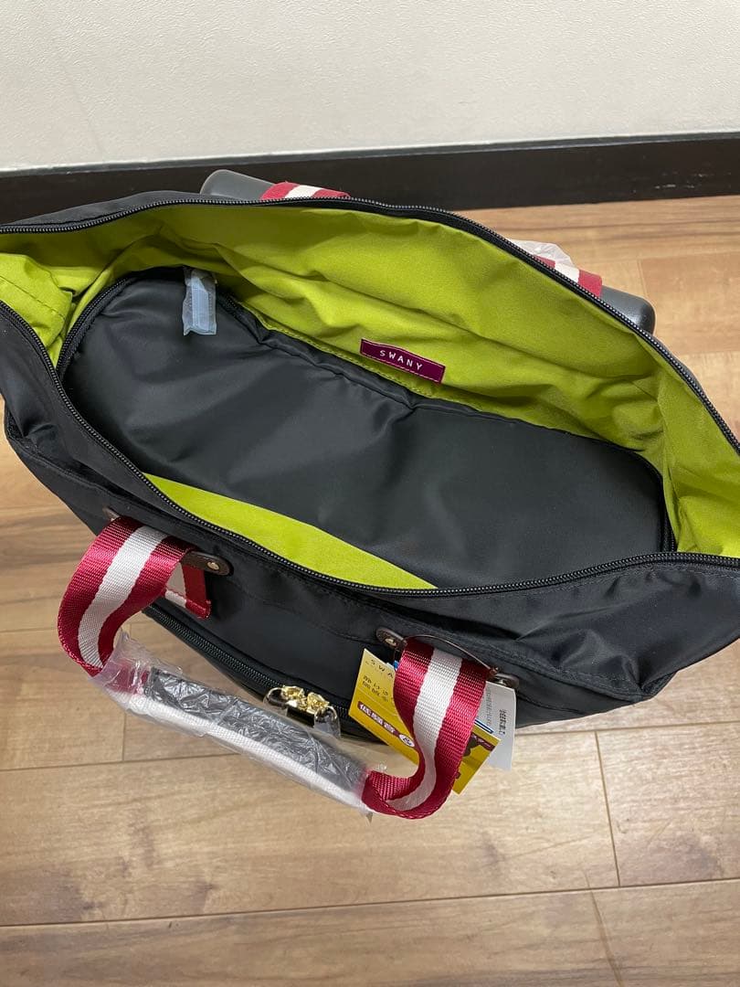 ◆未使用品◆ スワニー D-630 ポルド イス付 L21 ブラック×レッド色