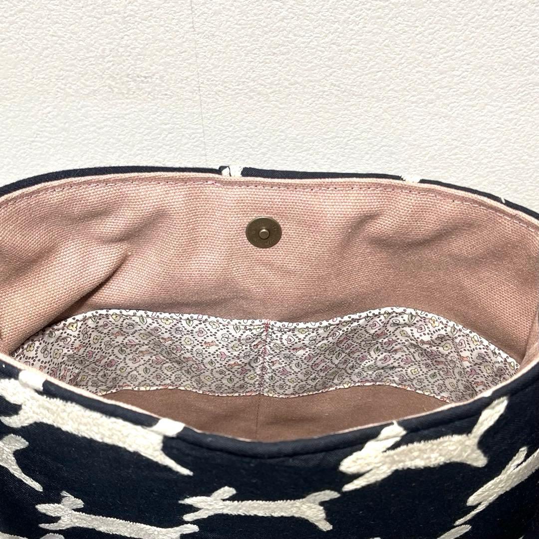 ミナペルホネン　ハンドメイド　まーるいショルダーバッグ