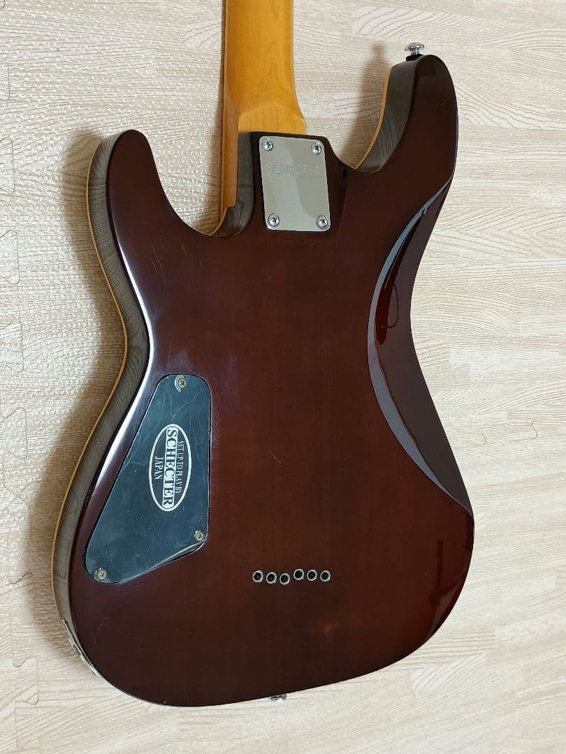 値下げ！ Schecter 2006 Omen Extreme シェクター