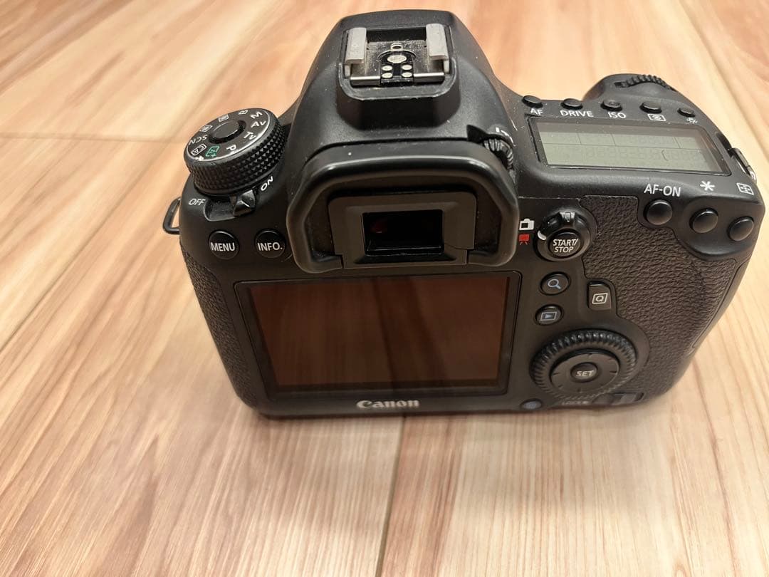eos 6d(レンズ ef50mm STMが必要な方は購入前に言ってください)