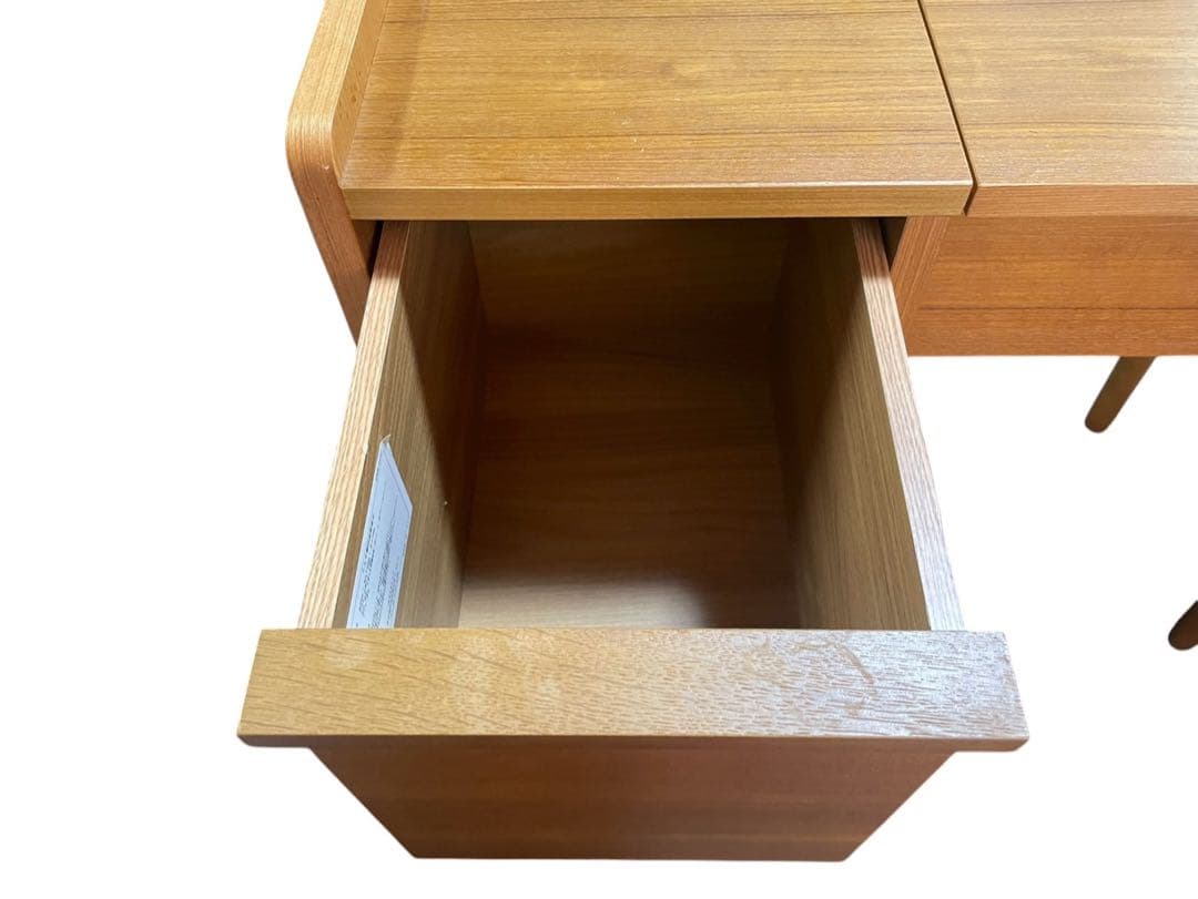 unico ウニコ Albero アルベロ ウォールナット材 ドレッサー 北欧風