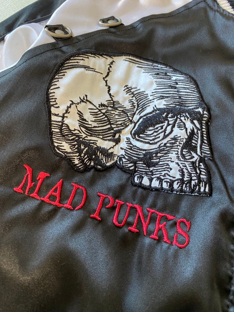 9224. MAD PANKS スカル チャーム 刺繍 スカジャン