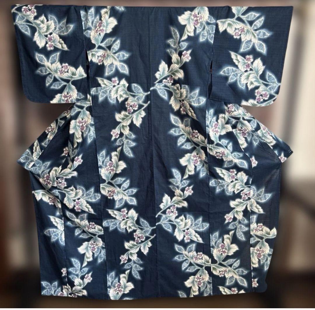 【未使用近い美品】 綿絽浴衣 単品 夏の風情◆上品な紺地×花模様◆希少裄丈長め