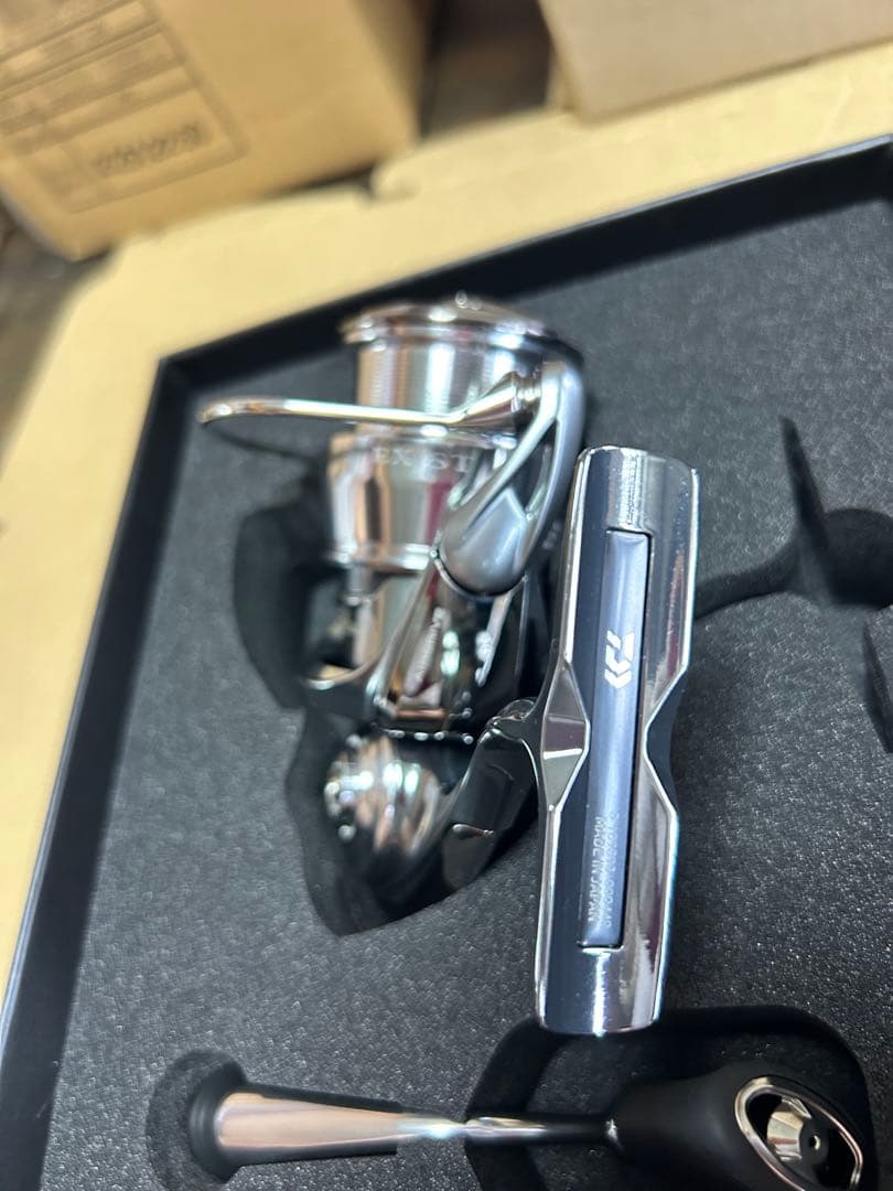 【新品未使用】ダイワ 22イグジストLT2500S EXIST LT2500S