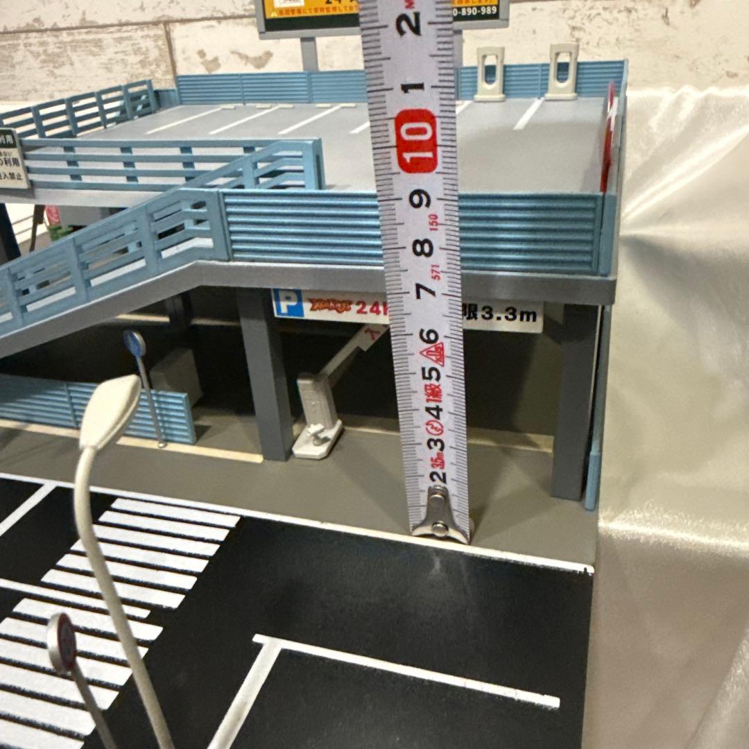 駐車場ミニチュア　1/64 ジオラマ