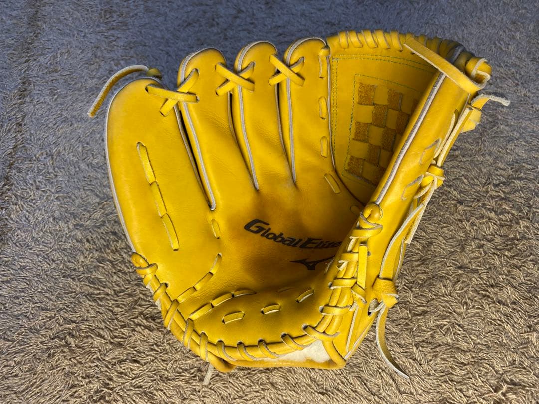 【美品】限定カラー 黄色 ミズノ グローバルエリート 硬式 投手用 左 グローブ