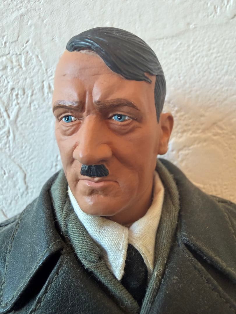ヒトラー　1/6フィギュア　コートバージョン　IN THE PAST TOYS