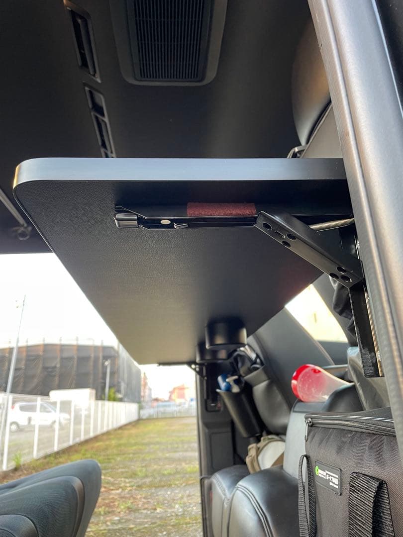 2月中旬　timtamさん予約　ハイエース　折り畳み　セカンドテーブル　金具のみ