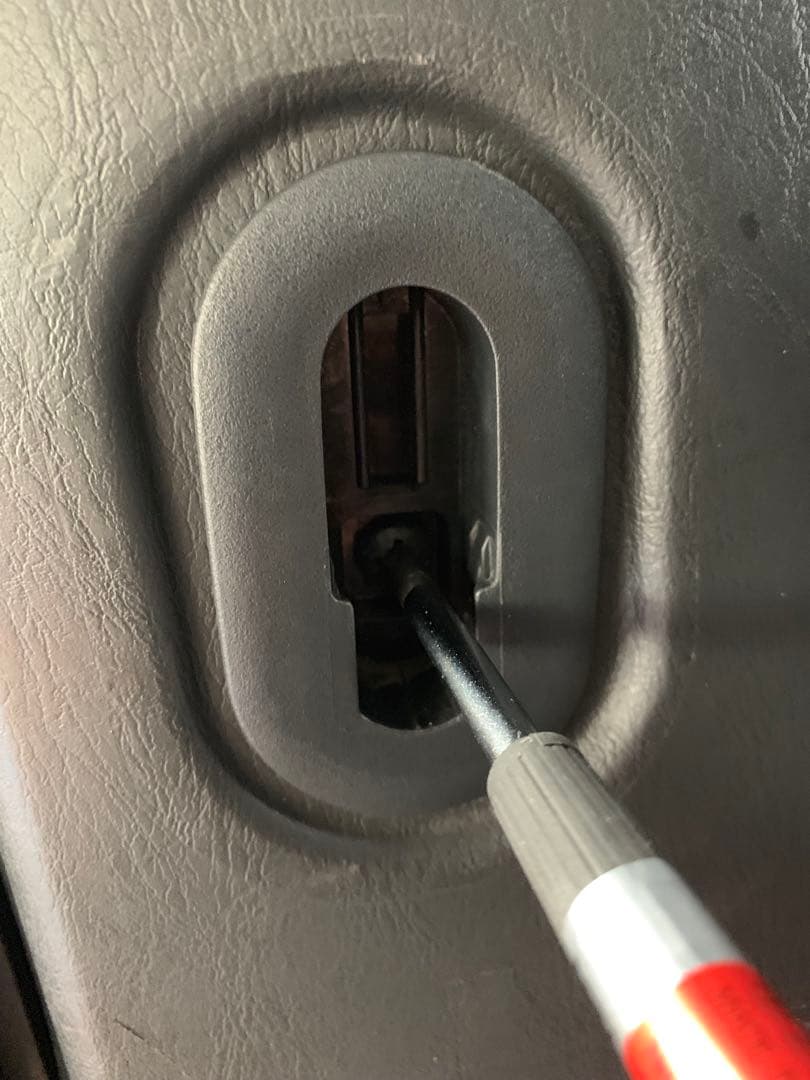 2月中旬　timtamさん予約　ハイエース　折り畳み　セカンドテーブル　金具のみ