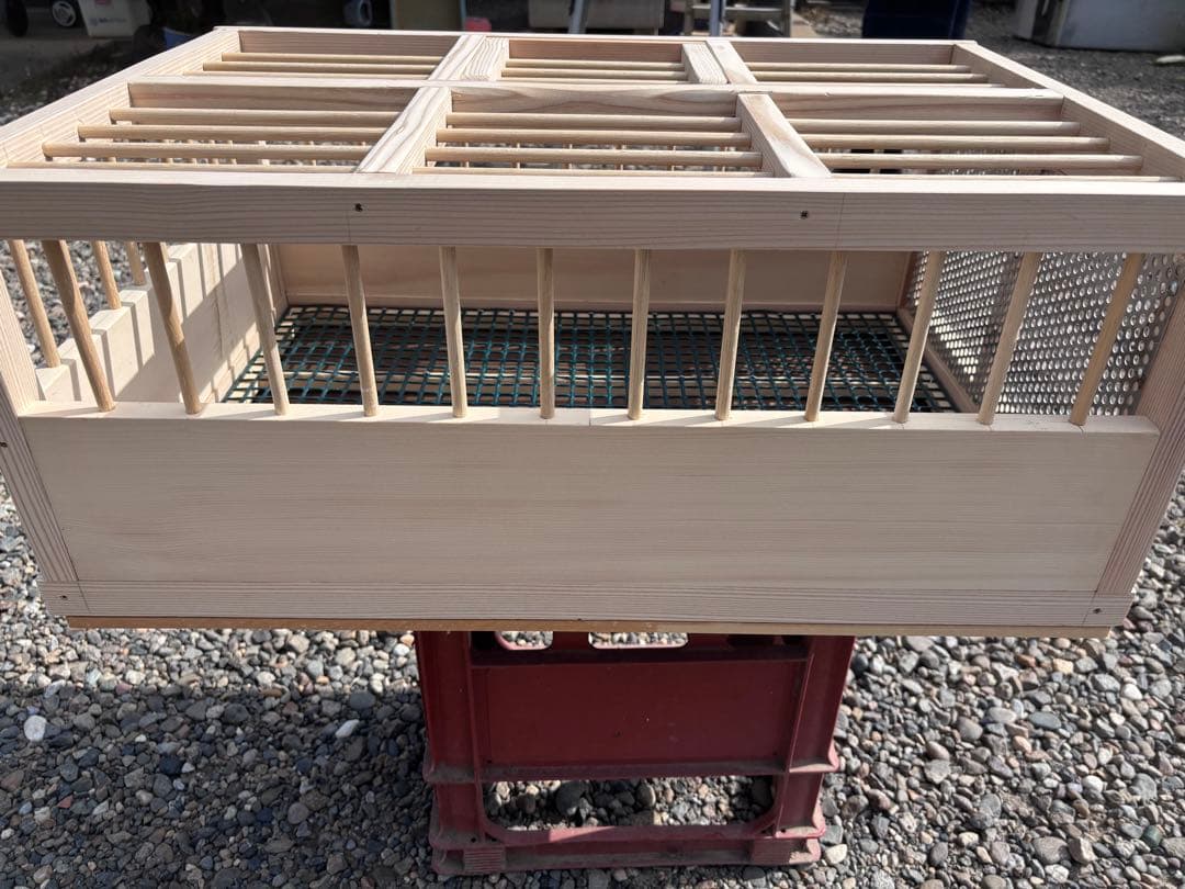 レース鳩用木製放鳩カゴ