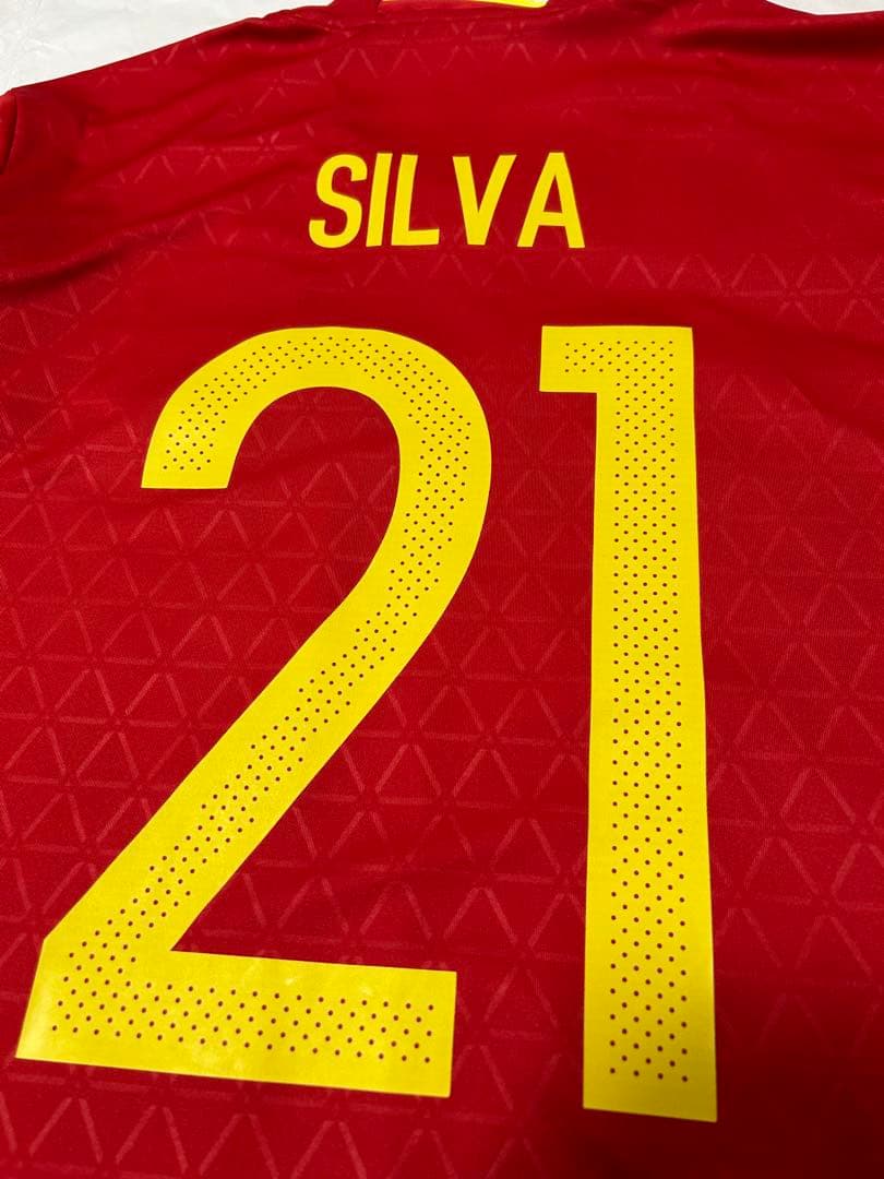 【正規品】ダビド・シルバ スペイン代表M EUROパッチ&マッチデイ