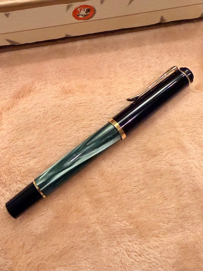 Pelikan ペリカン 万年筆M200 F細字 マーブルグリーンとインクセット