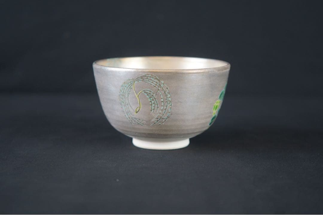 方舟 作 銀地 色絵 茶碗 共箱 共布 茶道具