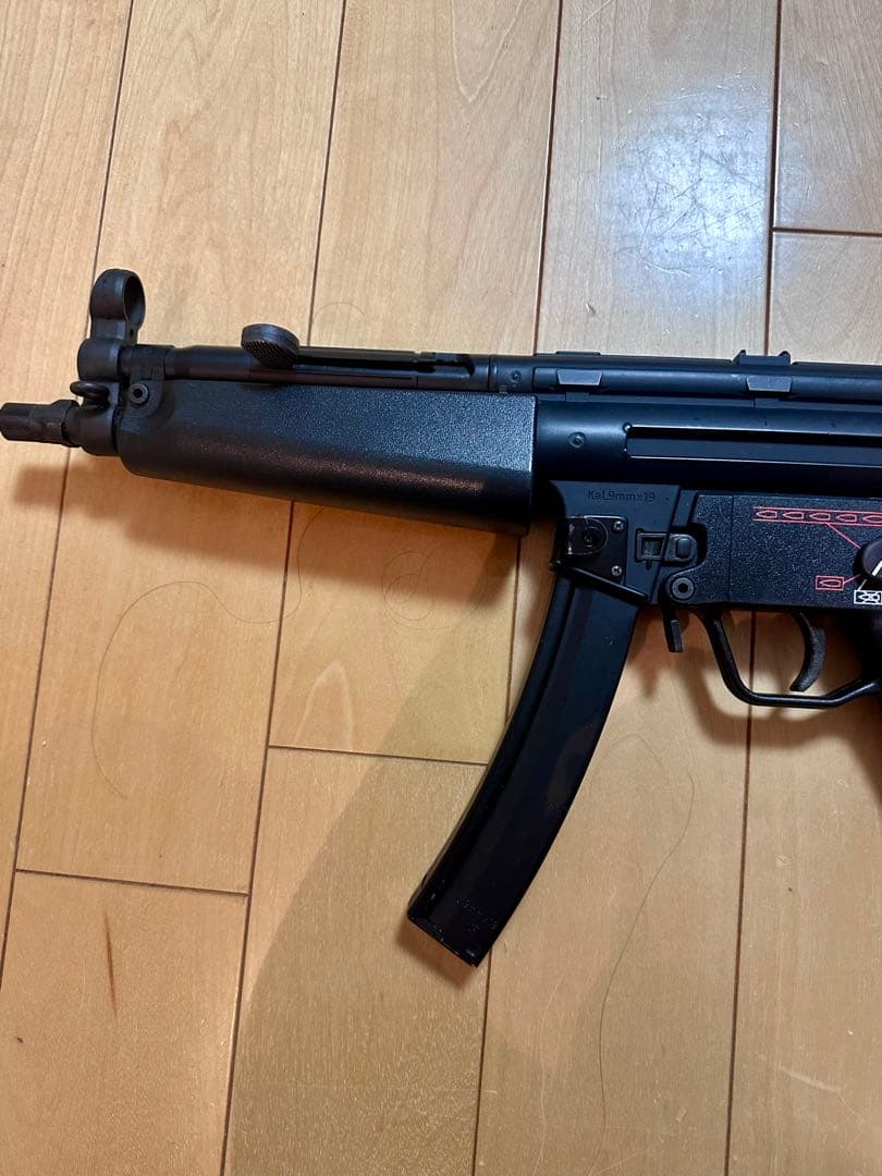 東京マルイ　MP5A4 ハイグレードスタンダード電動ガン　18歳以上