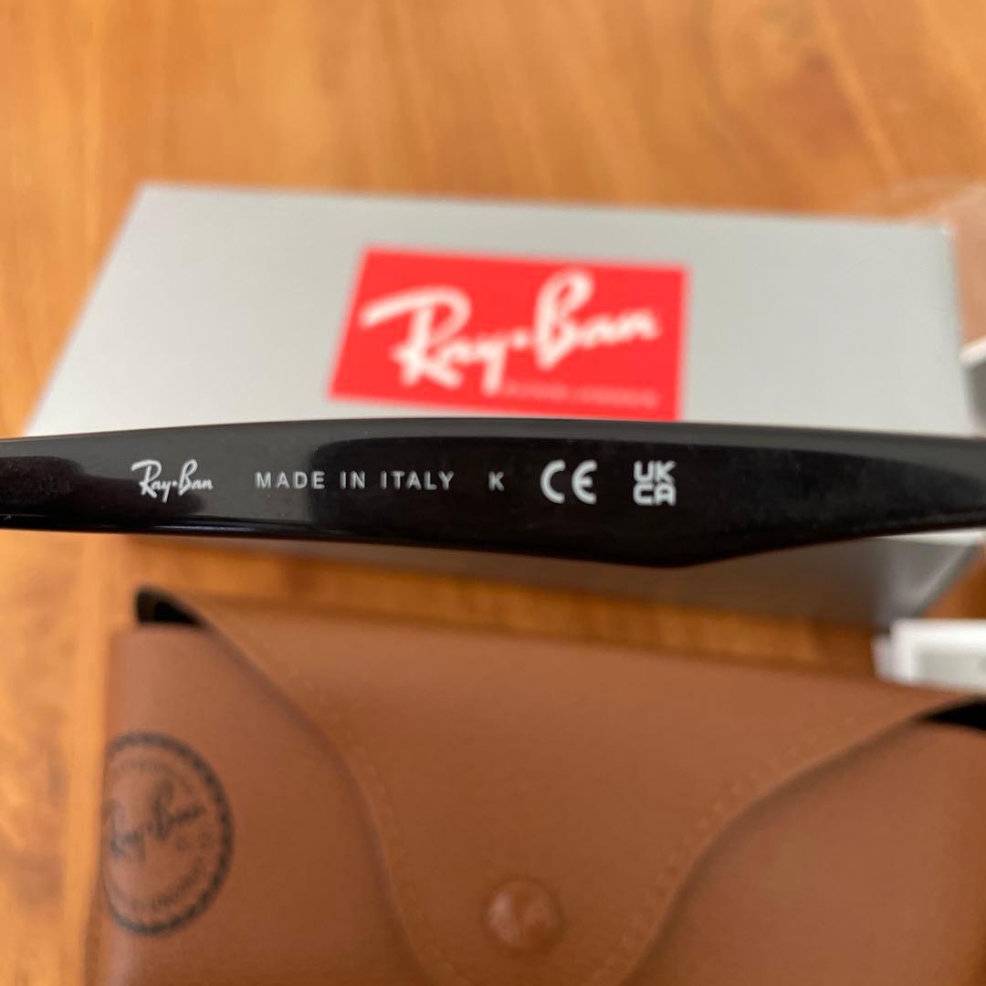 Ray-Ban ボストン型 偏光レンズサングラス ブラック