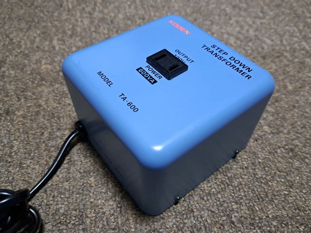 東京興電 海外用変圧器 ステップダウン トランス TA-600
