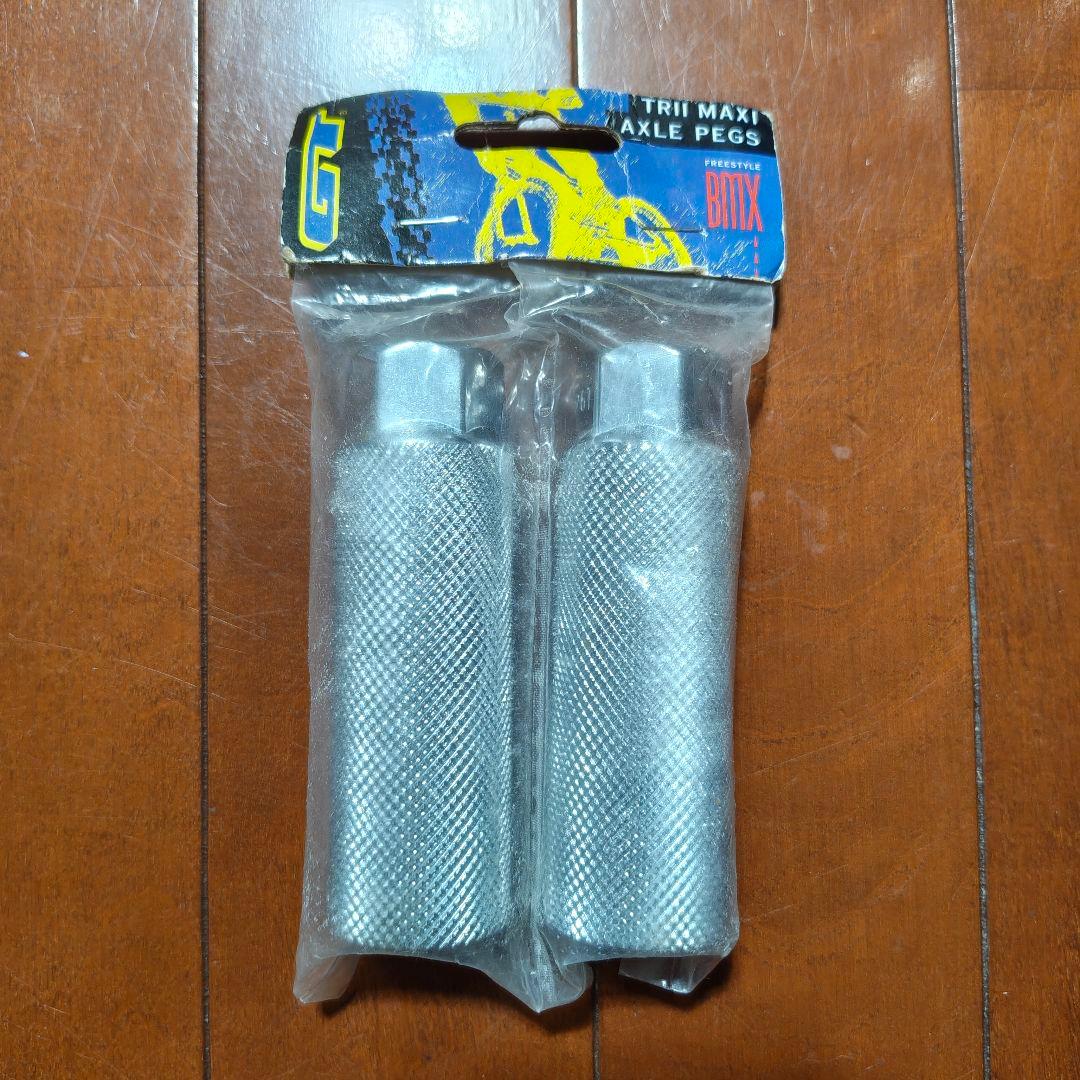 新品デットストック・GT TRII MAXI AXLE PEGS 26T