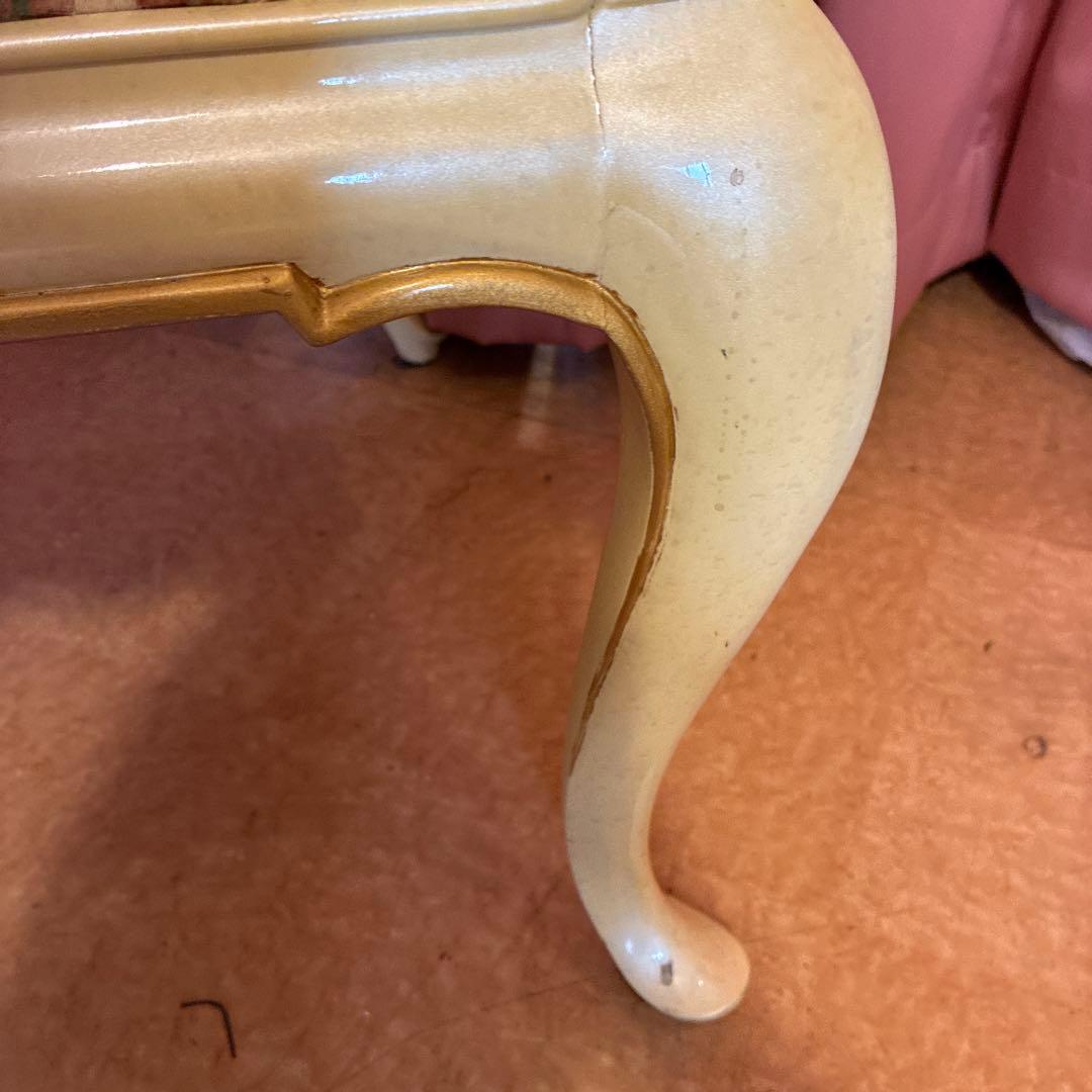 アンティークチェア花柄