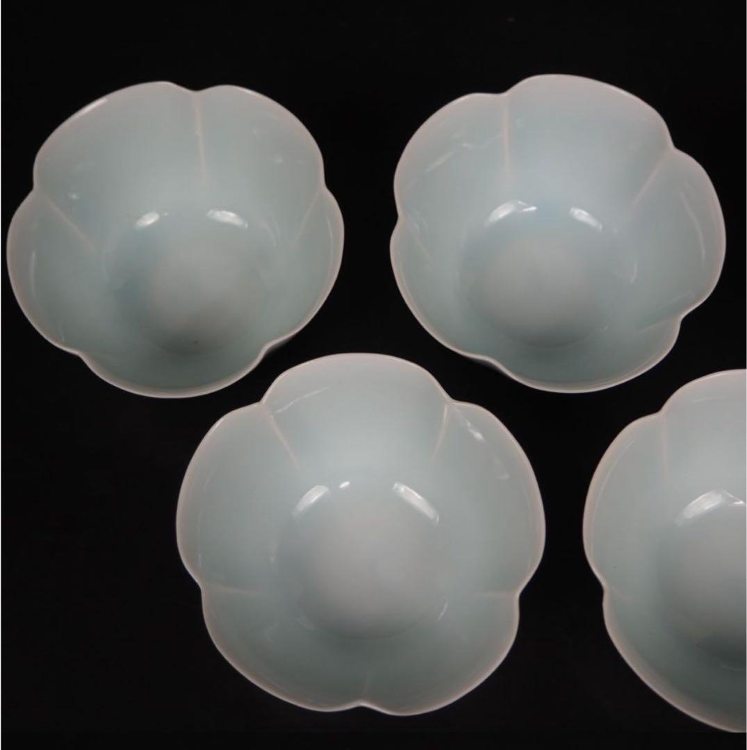 送料無料　人間国宝塚本快示 快山造 青白磁百合小鉢 共箱 未使用