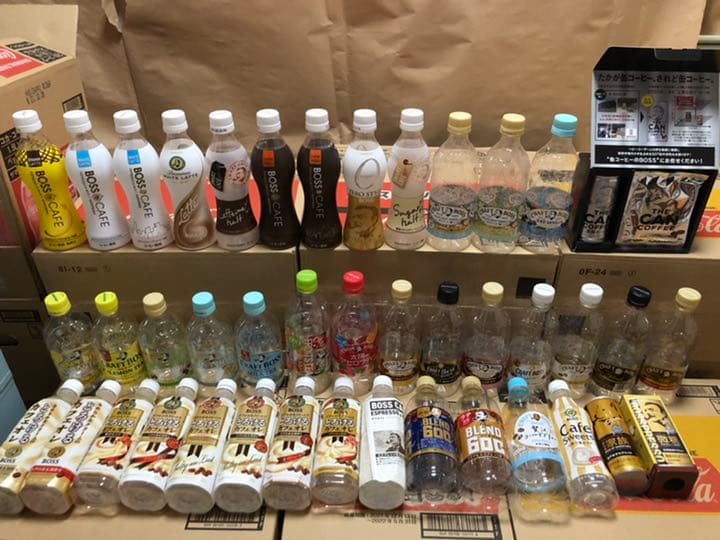 ■歴代サントリーBOSS（空缶）