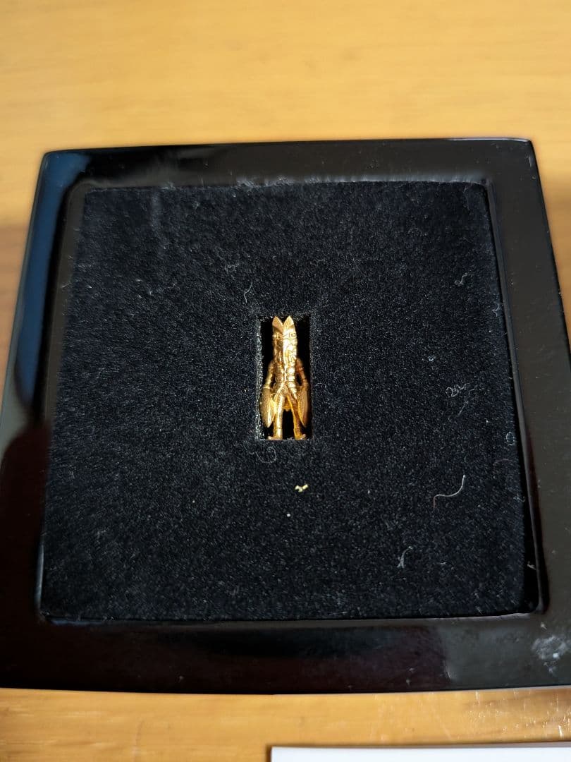 純金フィギュア　k24 　バルタン星人　300体限定品