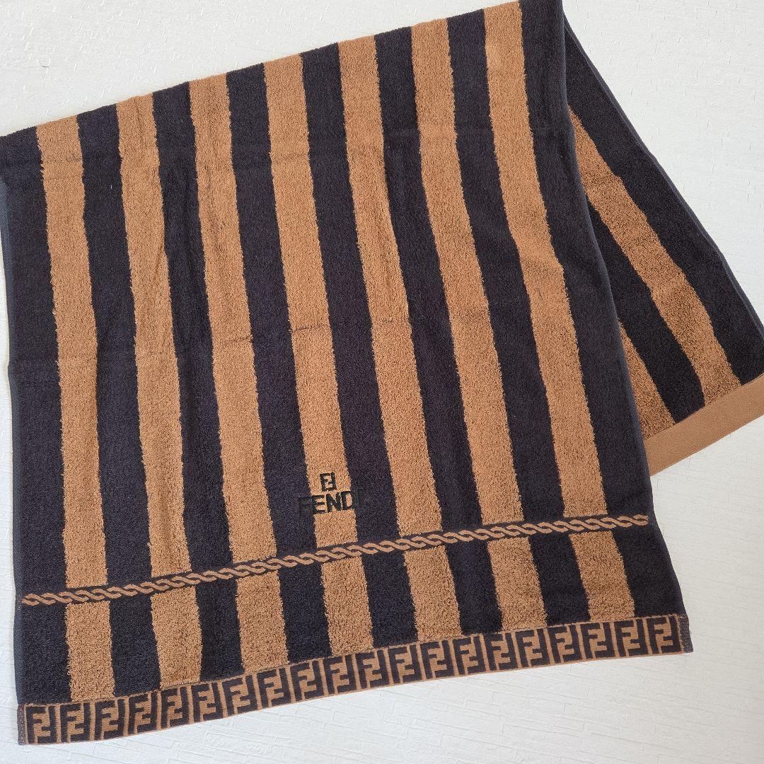 FENDI 　タオルセット 　バスタオル フェイスタオル×2　フェンディ