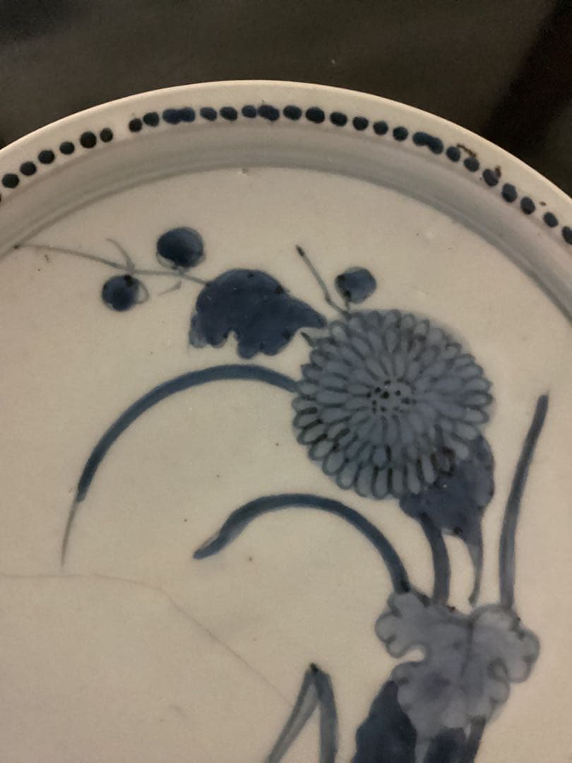骨董古美術　初期伊万里　江戸期染付花文皿　幅約20.5cm