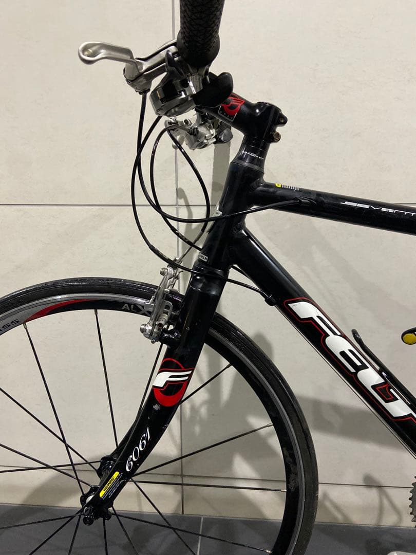 美品　FELT SR71 フェルト　クロスバイクseventy one スポーツ