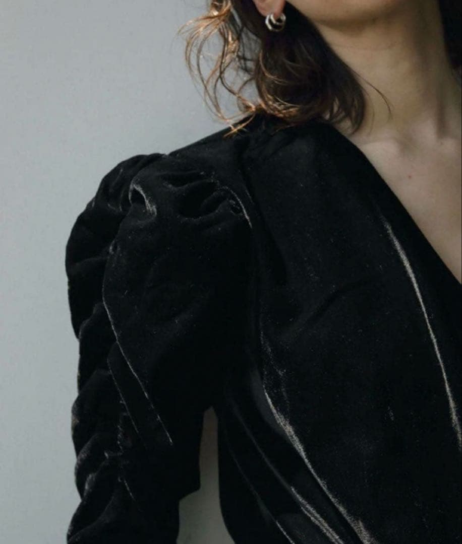 【anuke】アンヌーク Velour Gather Blouse