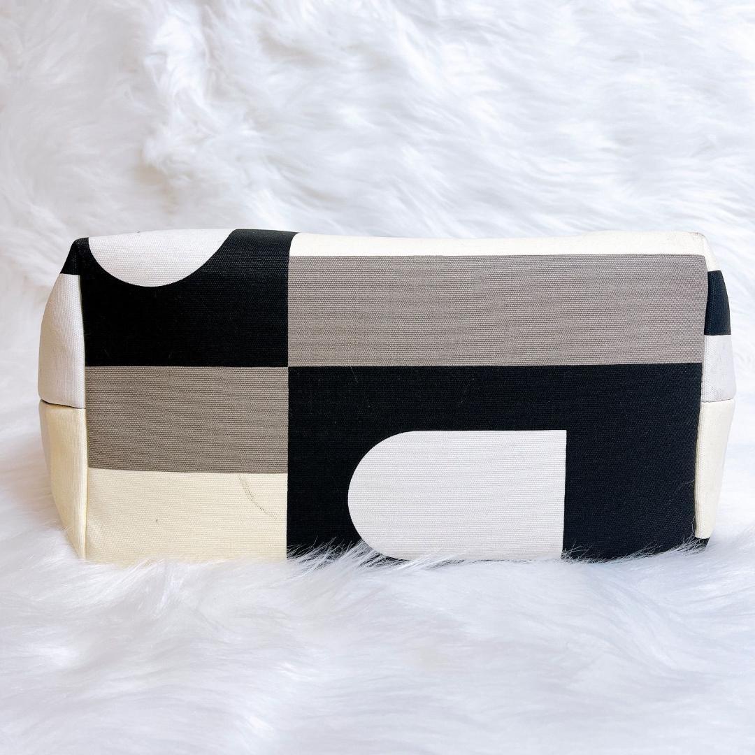 バリー　ビジー　Bロゴ　キャンバス　ハンドバック　Bモチーフ　マルチカラー