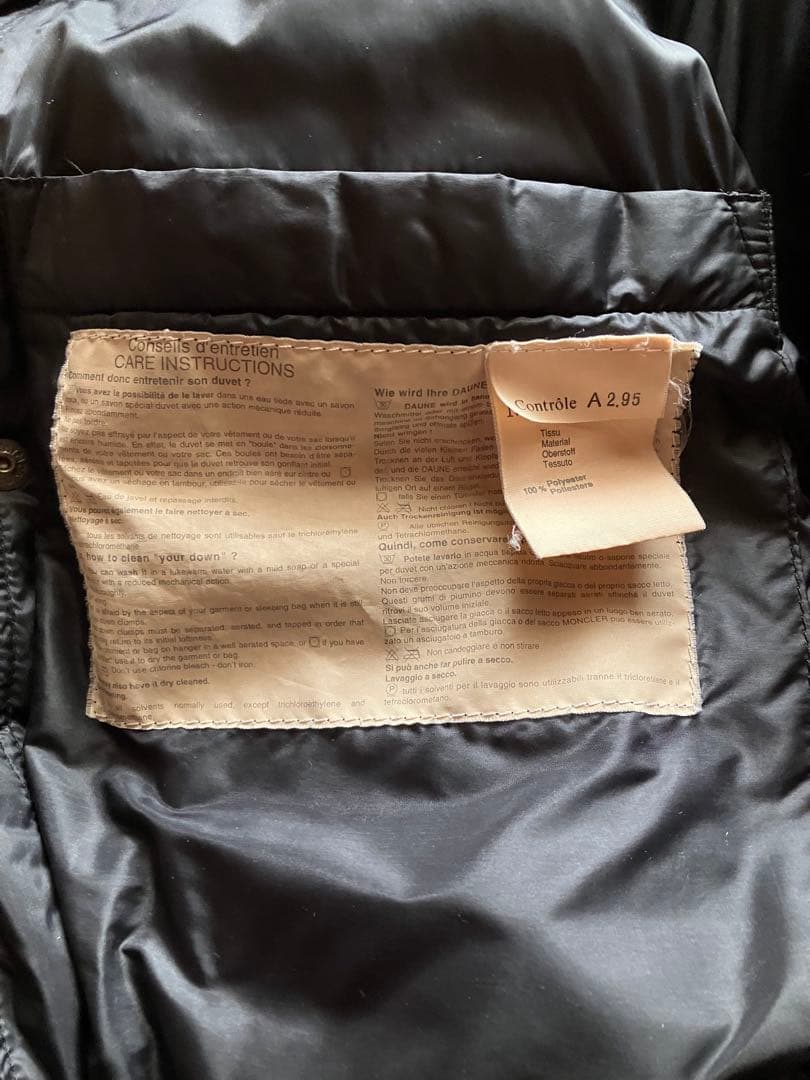 e*e様 モンクレール パリス 青タグ 初期 ブラック サイズ3
